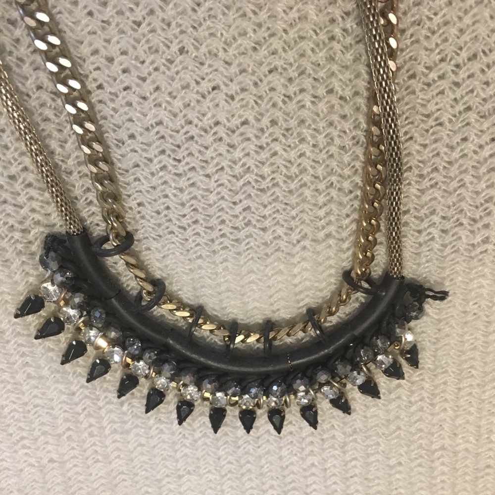 Express Statement Necklace - Picture 2 of 4